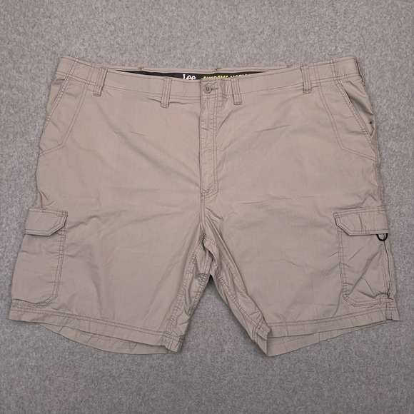 Lee Performance Series Extreme‎ Comfort Cargo Shorts Men's 54 Beige Hiking 10" - Picture 1 of 8
